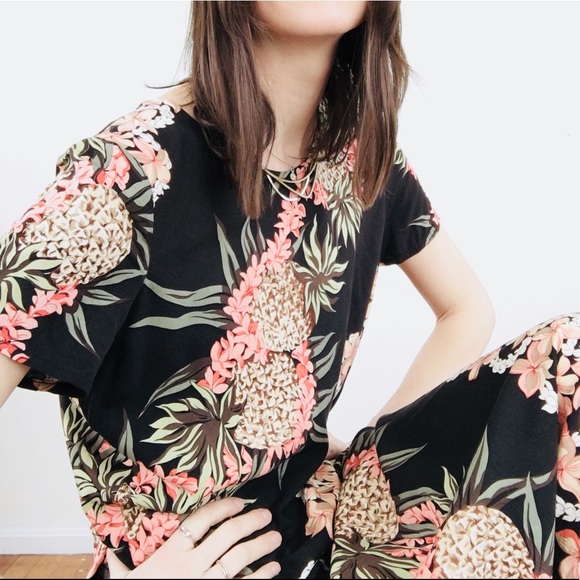 Dresses & Skirts - Hawaiian one piece dress